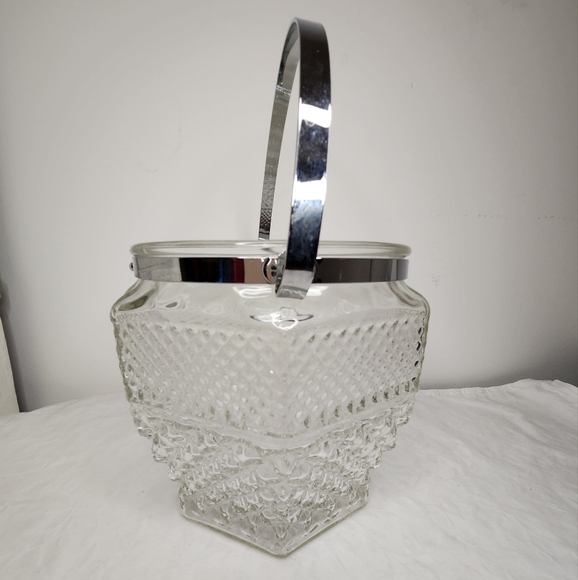 Vintage Glass Ice Bucket with Handle - Picture 3 of 12